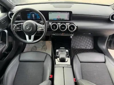 Mercedes-Benz A 180 2019 - 24950 EUR, 116000 km - AUTO.MOTO.pt - 116000km - foto 2 de 34