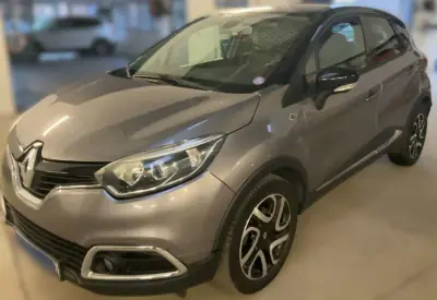Renault Captur 2015 - 11995 EUR, 102500 km - AUTO.MOTO.pt - 102500km - foto 2 de 12