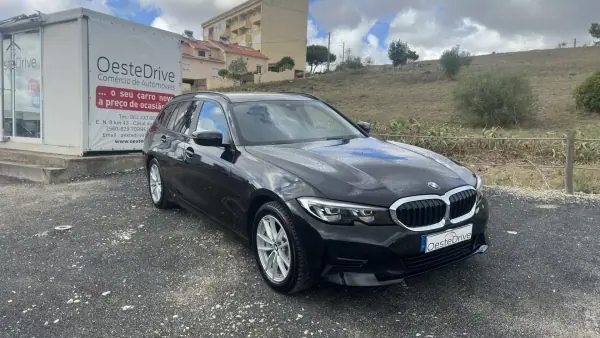 BMW 330 e Corporate Edition Auto 2021 Híbrido Plug-In