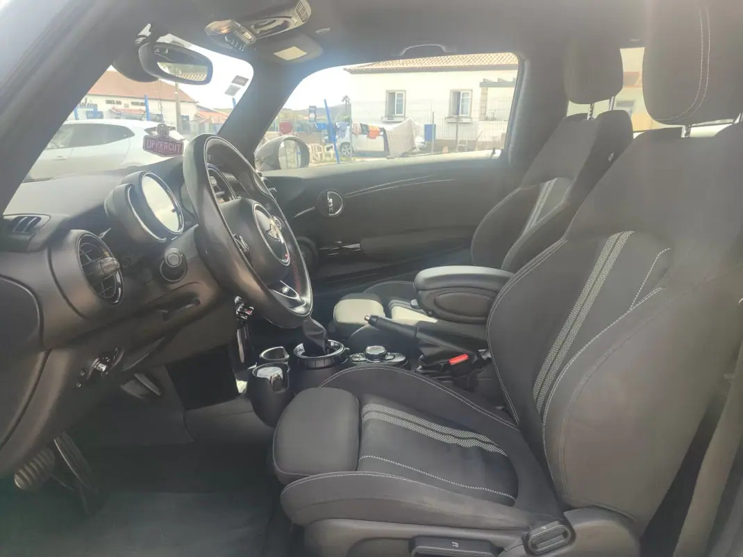 MINI Cooper 2016 - 14900 EUR, 200000 km - AUTO.MOTO.pt - 200000km - foto 9 de 21
