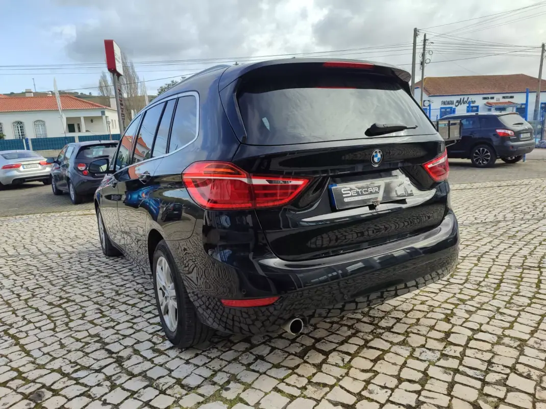 BMW 216 Gran Tourer 2018 - 18900 EUR, 103000 km - AUTO.MOTO.pt - 103000km - foto 7 de 26