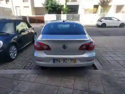 Volkswagen Passat CC 2009 - 12500 EUR, 155236 km - foto 5 de 8