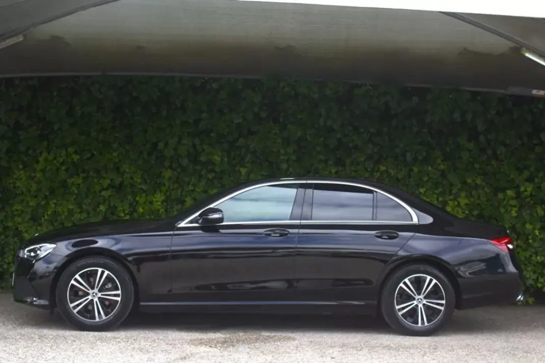 Mercedes-Benz E 200 2020 - 39900 EUR, 49700 km - AUTO.MOTO.pt - 49700km - foto 5 de 17