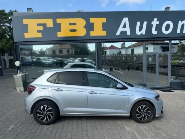 Volkswagen Polo 2023 - 21900 EUR, 67501 km - AUTO.MOTO.pt - 67501km - foto 7 de 12