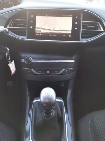 Peugeot 308 SW 2020 - 10990 EUR, 139592 km - AUTO.MOTO.pt - 139592km - foto 24 de 49