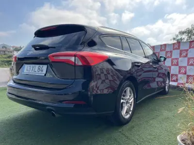 Ford Focus SW 2019 - 13990 EUR, 158295 km - AUTO.MOTO.pt - 158295km - foto 3 de 20