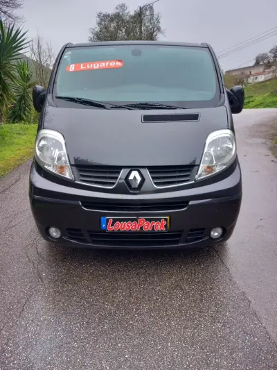 Renault Trafic 2014 - 14000 EUR, 329000 km - AUTO.MOTO.pt - 329000km - foto 7 de 25