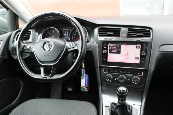 Volkswagen Golf 2017 - 11490 EUR, 224000 km - AUTO.MOTO.pt - 224000km - foto 18 de 29