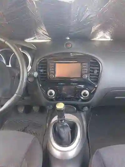 Nissan Juke 2014 - 7950 EUR, 246389 km - AUTO.MOTO.pt - 246389km - foto 8 de 10