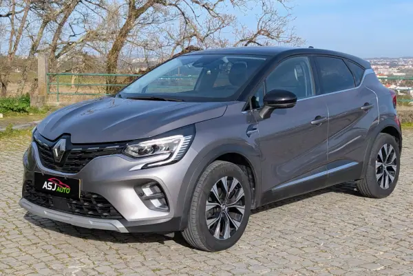 Renault Captur 2022 - 17000 EUR, 126580 km - AUTO.MOTO.pt - 126580km - foto 4 de 23
