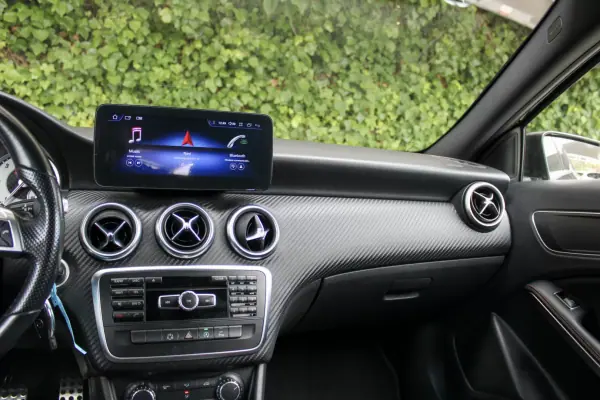 Mercedes-Benz A 180 2014 - 13900 EUR, 292000 km - AUTO.MOTO.pt - 292000km - foto 16 de 17