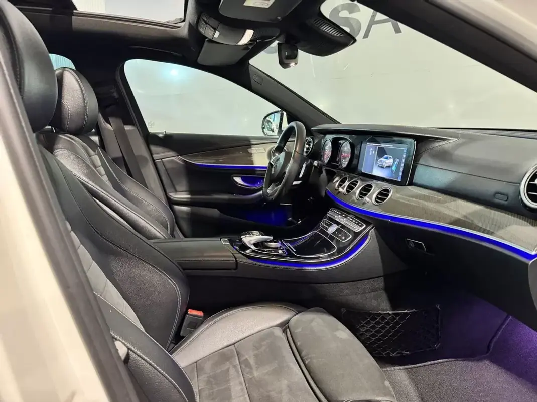 Mercedes-Benz E 220 2017 - 23900 EUR, 348000 km - 348000km - foto 7 de 58
