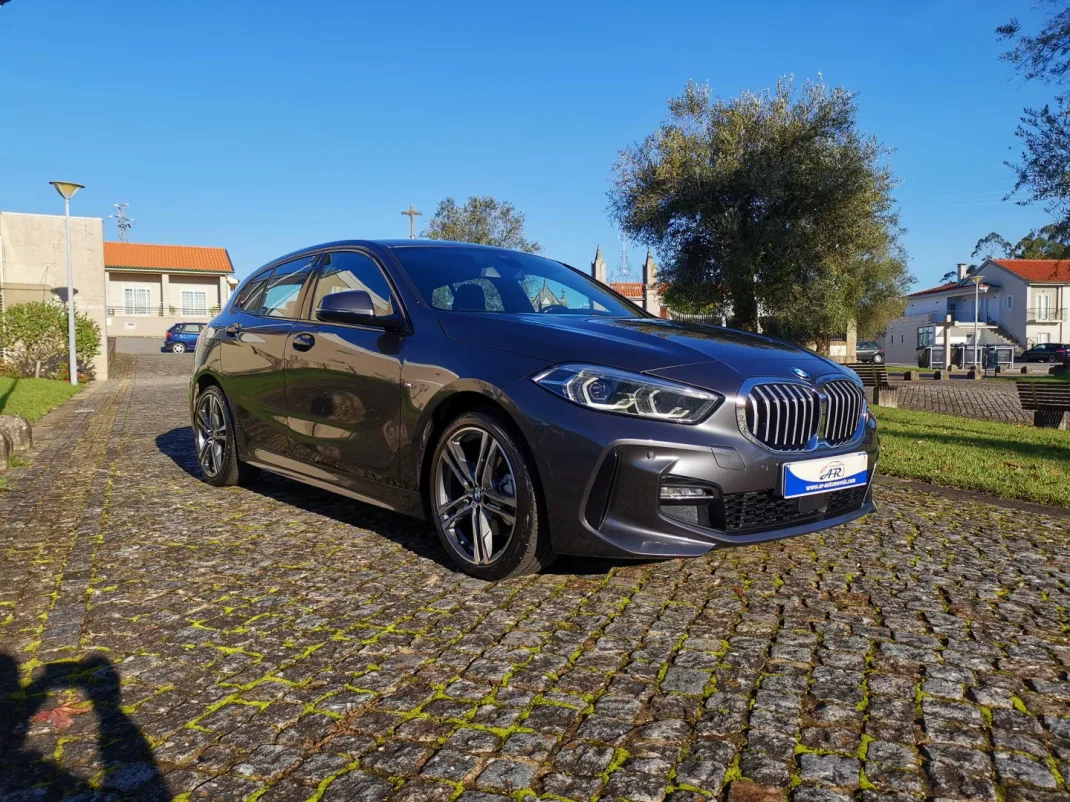 BMW 116 2020 - 23950 EUR, 157000 km - AUTO.MOTO.pt - 157000km - foto 1 de 12