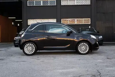 Opel Adam 2017 - 11400 EUR, 77000 km - AUTO.MOTO.pt - 77000km - foto 5 de 26