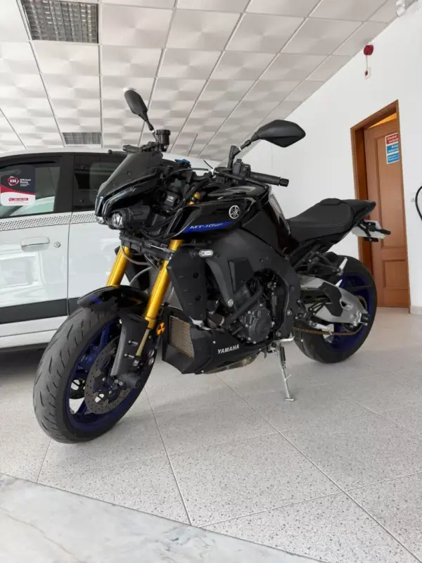 Yamaha MT 10 2023 - 20000 EUR, 2994 km - 2994km - foto 5 de 7