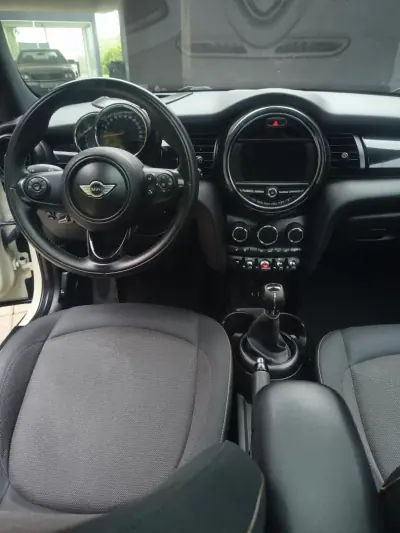 MINI One 2015 - 11900 EUR, 125000 km - AUTO.MOTO.pt - 125000km - foto 15 de 35