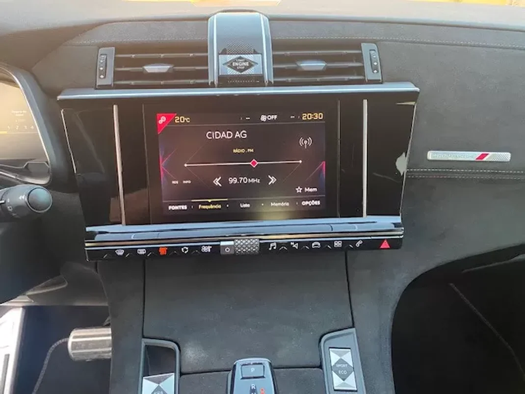 DS DS7 Crossback 2020 - 25990 EUR, 105000 km - AUTO.MOTO.pt - 105000km - foto 18 de 24