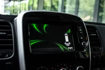 Renault Trafic 2020 - 28990 EUR, 126359 km - AUTO.MOTO.pt - 126359km - foto 41 de 41