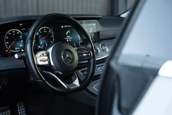 Mercedes-Benz CLS 220 2020 - 52900 EUR, 145000 km - AUTO.MOTO.pt - 145000km - foto 10 de 35