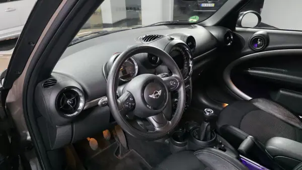MINI Countryman 2014 - 11990 EUR, 164000 km - AUTO.MOTO.pt - 164000km - foto 4 de 45