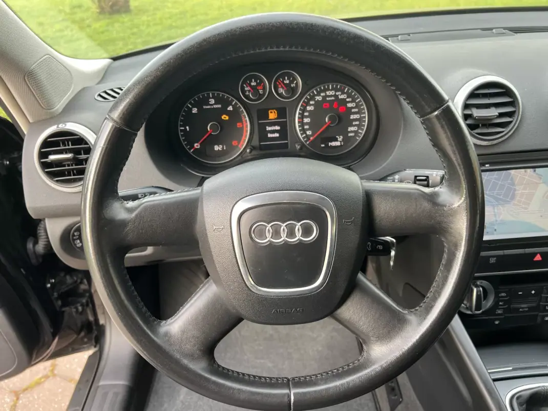 Audi A3 2010 - 10965 EUR, 150000 km - 150000km - foto 28 de 38