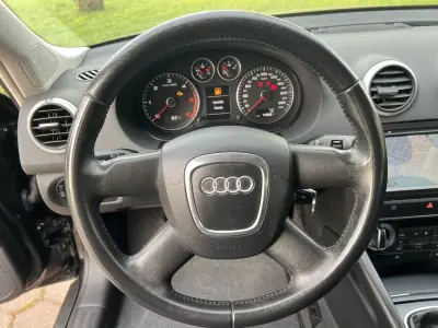 Audi A3 2010 - 10965 EUR, 150000 km - AUTO.MOTO.pt - 150000km - foto 28 de 38