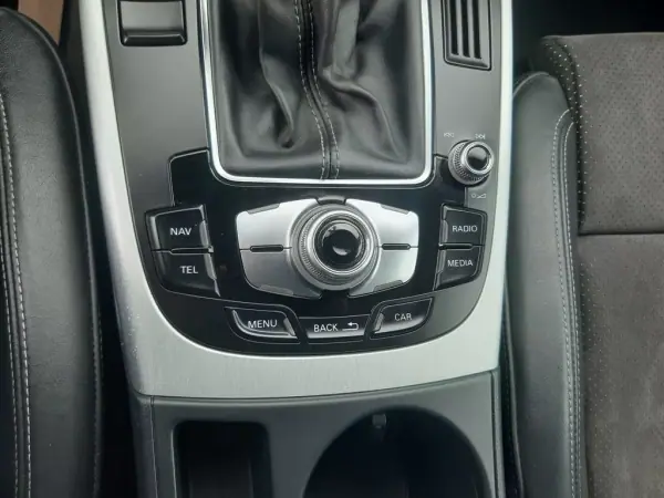 Audi A5 Sportback 2014 - 18900 EUR, 193400 km - AUTO.MOTO.pt - 193400km - foto 18 de 41