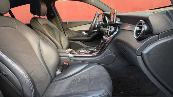 Mercedes-Benz GLC 350 2018 - 45900 EUR, 88500 km - AUTO.MOTO.pt - 88500km - foto 11 de 12