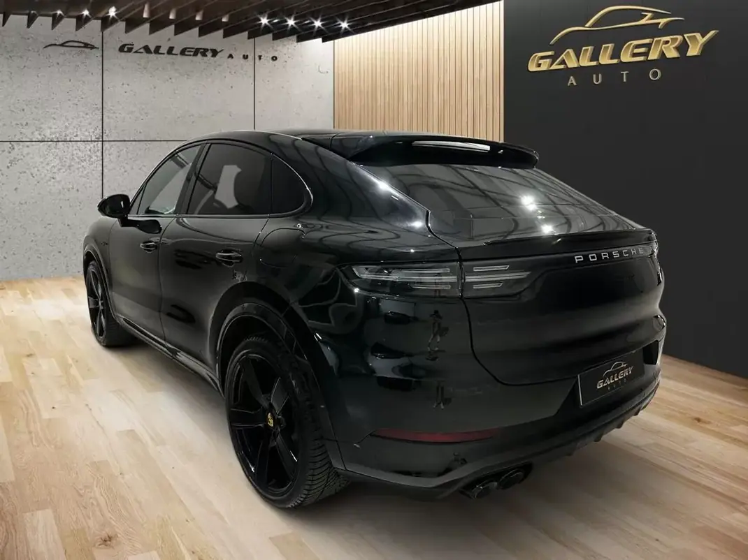 Porsche Cayenne Coupé 2020 - 68800 EUR, 146000 km - AUTO.MOTO.pt - 146000km - foto 4 de 20