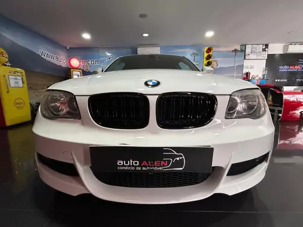 BMW 118 2010 - 10750 EUR, 289185 km - AUTO.MOTO.pt - 289185km - foto 2 de 18