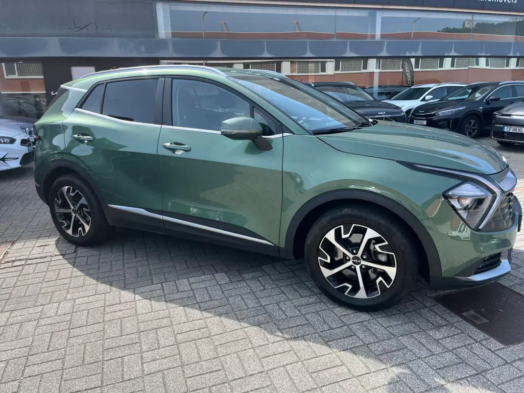 Kia Sportage 2023 - 24500 EUR, 65000 km - AUTO.MOTO.pt - 65000km - foto 4 de 20