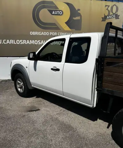 Ford Ranger 2008 - 16400 EUR, 109634 km - AUTO.MOTO.pt - 109634km - foto 12 de 13