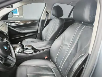 BMW 520 2021 - 32950 EUR, 114000 km - AUTO.MOTO.pt - 114000km - foto 4 de 6