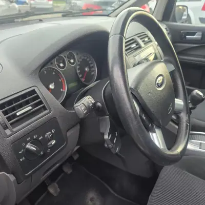 Ford C-Max 2005 - 5450 EUR, 238550 km - AUTO.MOTO.pt - 238550km - foto 10 de 17