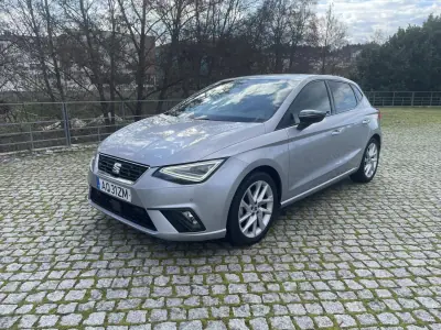 SEAT Ibiza 2022 - 18250 EUR, 62000 km - AUTO.MOTO.pt - 62000km - foto 2 de 11