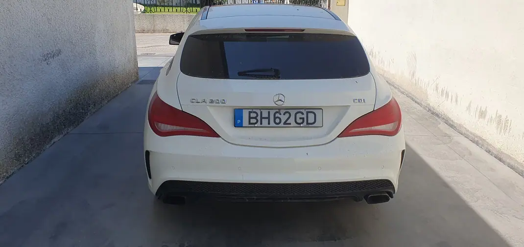 Mercedes-Benz CLA 200 2015 - 10000 EUR, 309800 km - 309800km - foto 4 de 15
