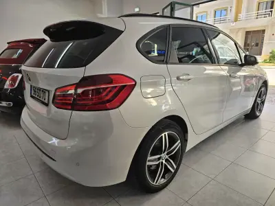 BMW 218 Active Tourer 2015 - 18300 EUR, 105000 km - AUTO.MOTO.pt - 105000km - foto 5 de 39