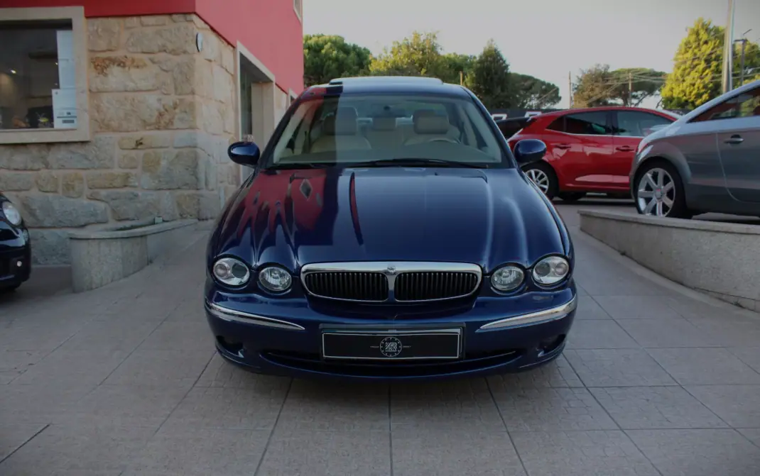 Jaguar X-Type 2003 - 9990 EUR, 128000 km - AUTO.MOTO.pt - 128000km - foto 2 de 31