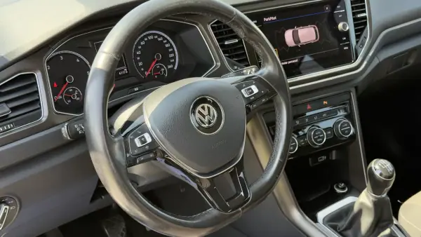 Volkswagen T-Roc 2019 - 16000 EUR, 195000 km - AUTO.MOTO.pt - 195000km - foto 24 de 26