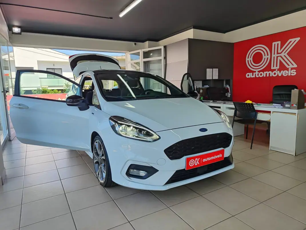 Ford Fiesta 2019 - 12950 EUR, 95000 km - 95000km - foto 20 de 41
