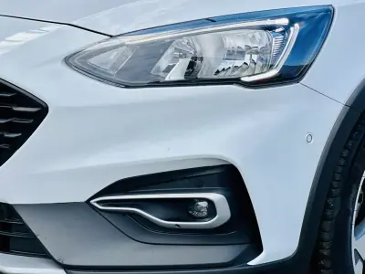 Ford Focus 2019 - 13990 EUR, 83000 km - AUTO.MOTO.pt - 83000km - foto 10 de 51