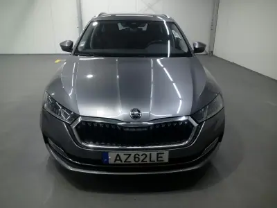 Skoda Octavia Break 2023 - 17999 EUR, 171023 km - AUTO.MOTO.pt - 171023km - foto 3 de 10