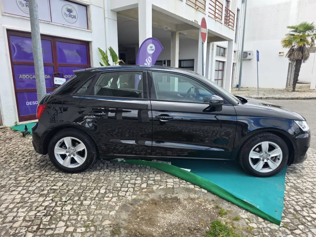 Audi A1 Sportback 2017 - 14950 EUR, 69000 km - AUTO.MOTO.pt - 69000km - foto 2 de 10