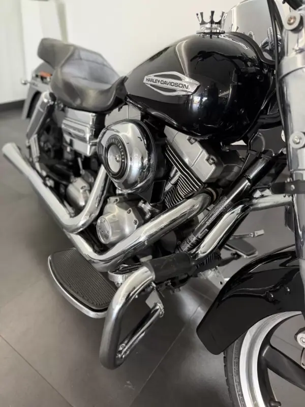 Harley-Davidson Dyna Low Rider S 2012 - 13000 EUR, 41000 km - AUTO.MOTO.pt - 41000km - foto 3 de 17