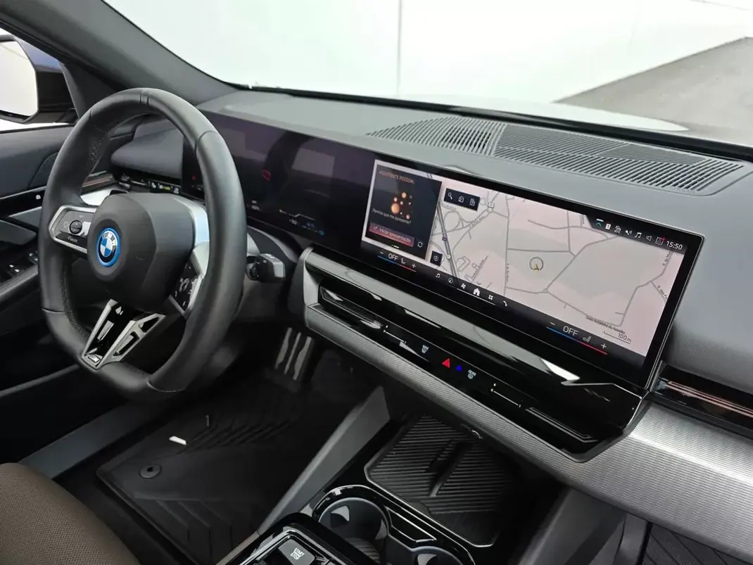BMW 530e 2024 - 58500 EUR, 48800 km - AUTO.MOTO.pt - 48800km - foto 25 de 46