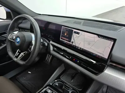 BMW 530e 2024 - 58500 EUR, 48800 km - AUTO.MOTO.pt - 48800km - foto 25 de 46