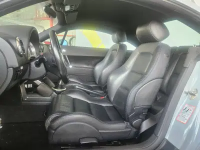 Audi TT Coupé 2000 - 7750 EUR, 156000 km - AUTO.MOTO.pt - 156000km - foto 4 de 4