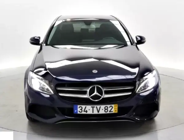 Mercedes-Benz C 200 2017 - 19990 EUR, 106000 km - AUTO.MOTO.pt - 106000km - foto 2 de 19