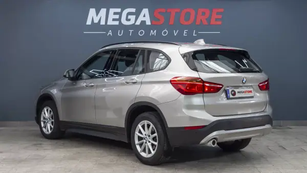 BMW X1 2021 - 21650 EUR, 158000 km - AUTO.MOTO.pt - 158000km - foto 5 de 35