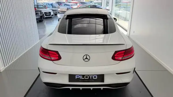 Mercedes-Benz C 220 2016 - 27990 EUR, 149691 km - AUTO.MOTO.pt - 149691km - foto 8 de 30